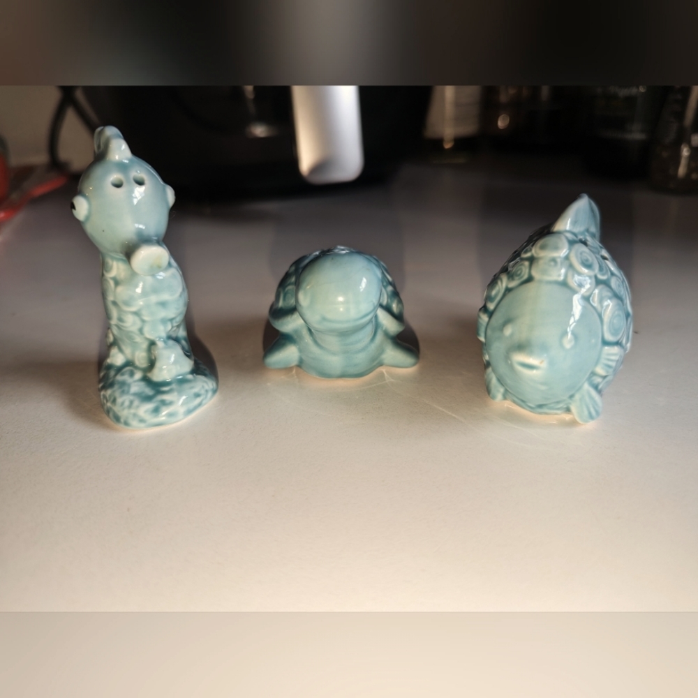 Salt and pepper shakers